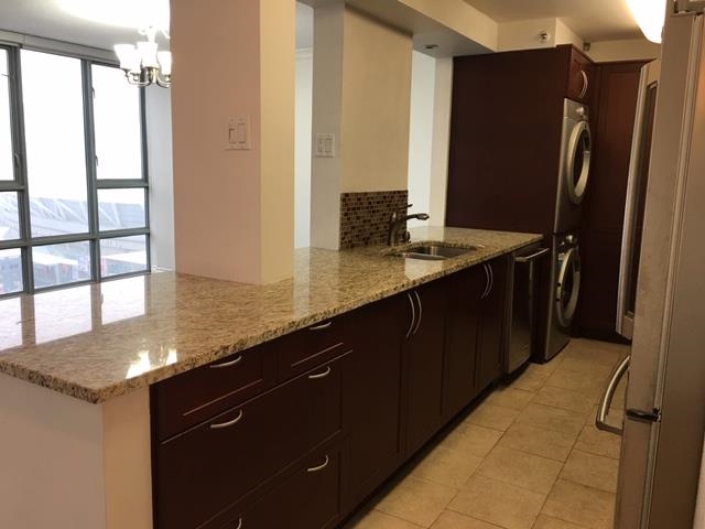 2506 930 Cambie Street