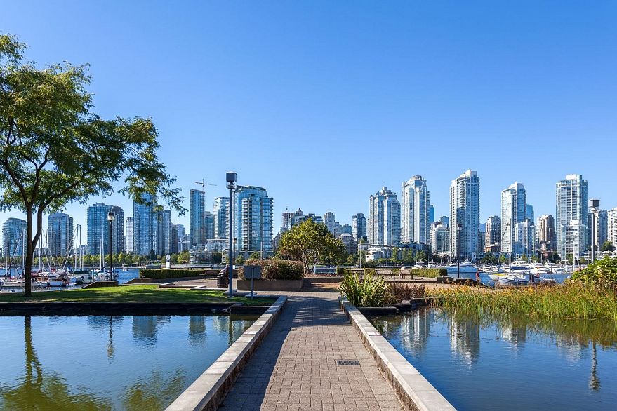 204 456 Moberly Road