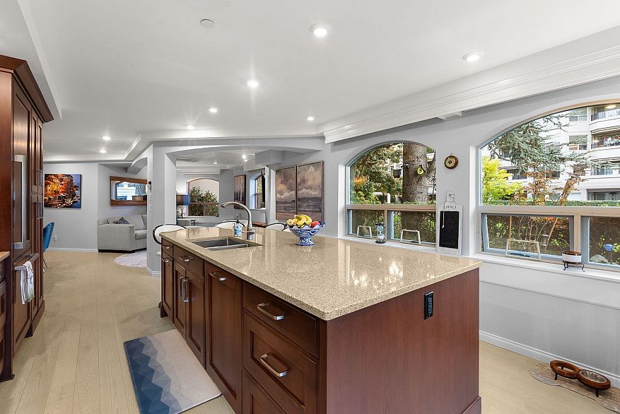 119 1869 Spyglass Place