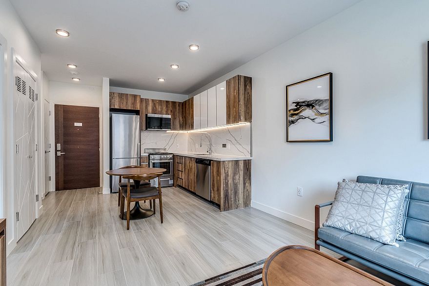 203 1168 PENDRELL STREET, Vancouver BC V6E 1L4