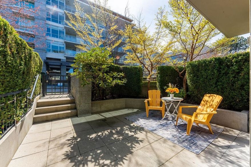 TH 16 6063 Iona Drive