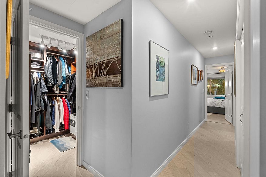 119 1869 Spyglass Place