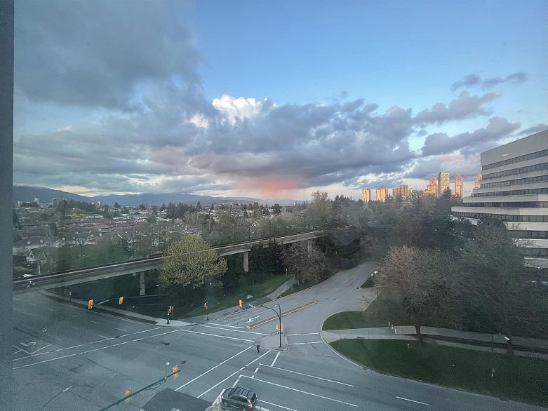 954 5515 BOUNDARY ROAD, Vancouver BC V5R 0E3