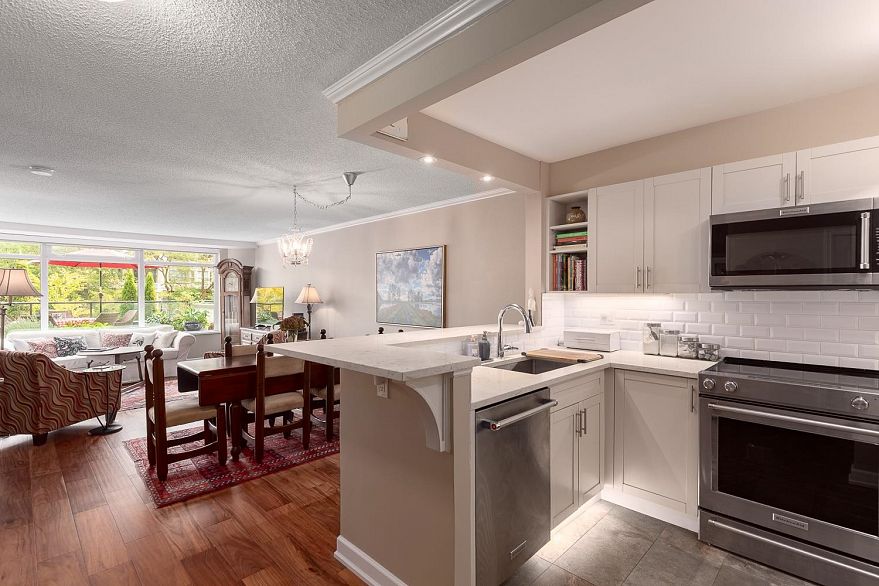 204 456 Moberly Road