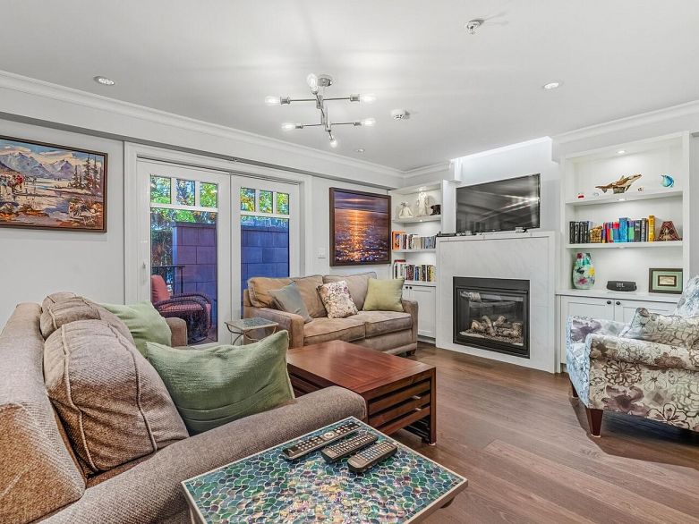 100 656 W 13th Avenue