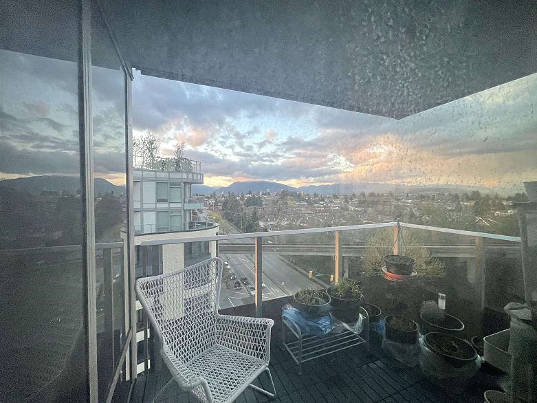 954 5515 BOUNDARY ROAD, Vancouver BC V5R 0E3