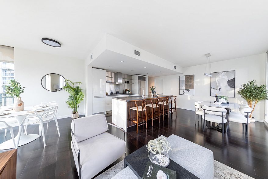 2601 788 Richards Street