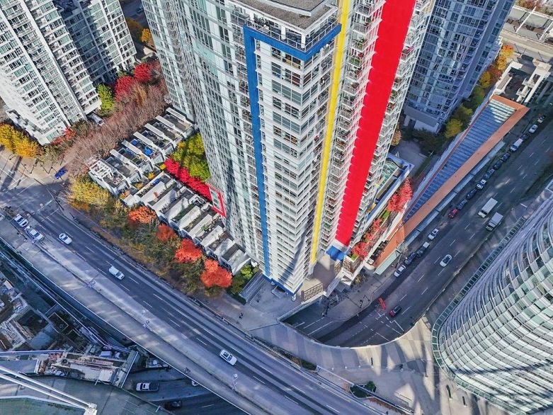 2205 111 W Georgia Street