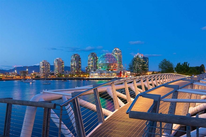 1510 111 E 1st Avenue