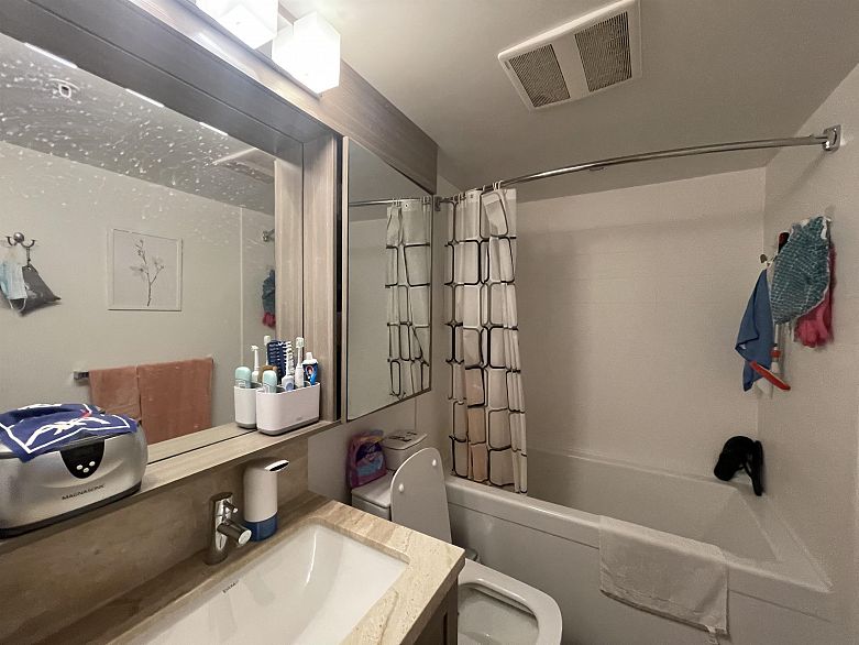 954 5515 BOUNDARY ROAD, Vancouver BC V5R 0E3