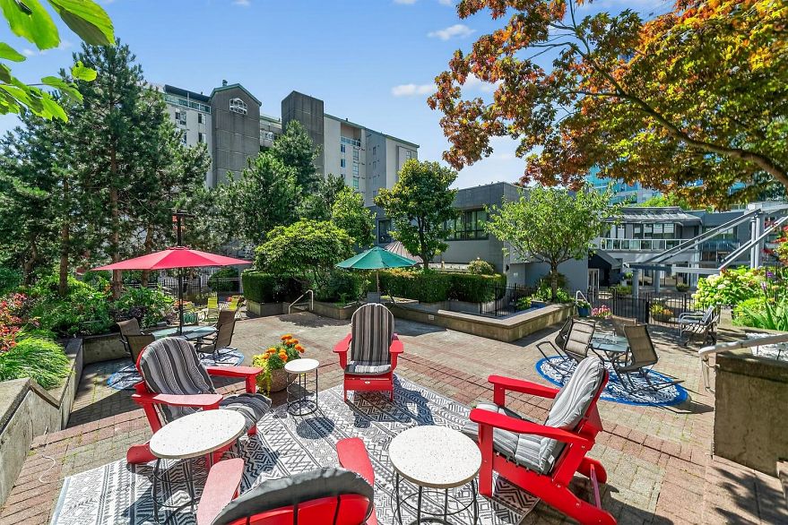 1501 1500 Howe Street