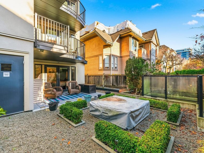 100 656 W 13th Avenue