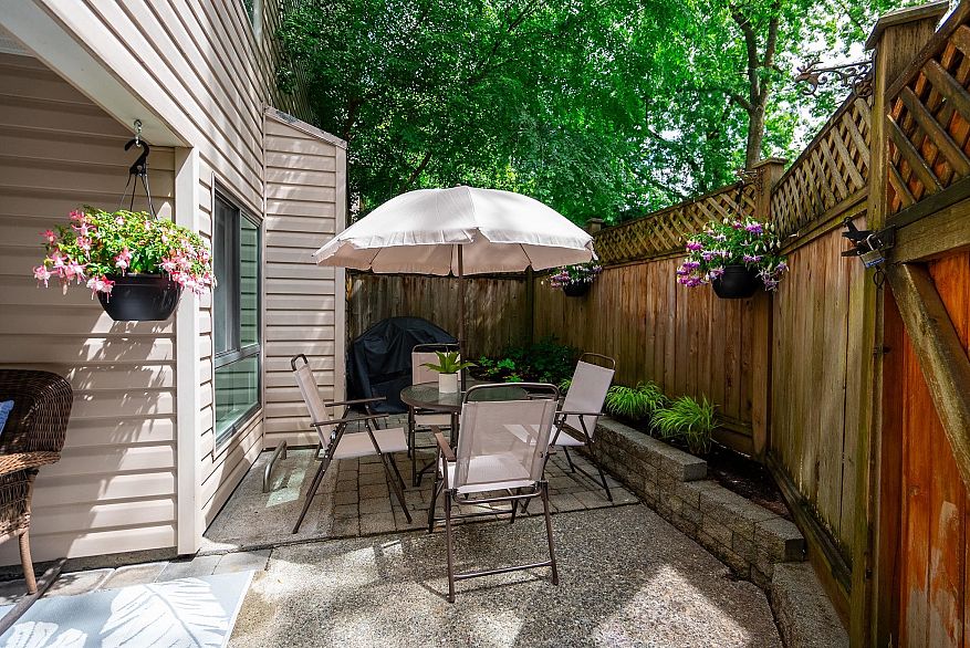 106 825 E 7th Avenue