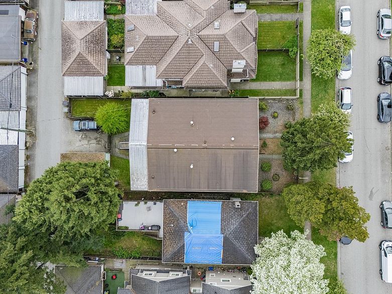 8416 8420 Shaughnessy Street