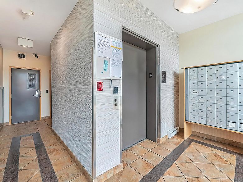 312 1503 West 65th Avenue