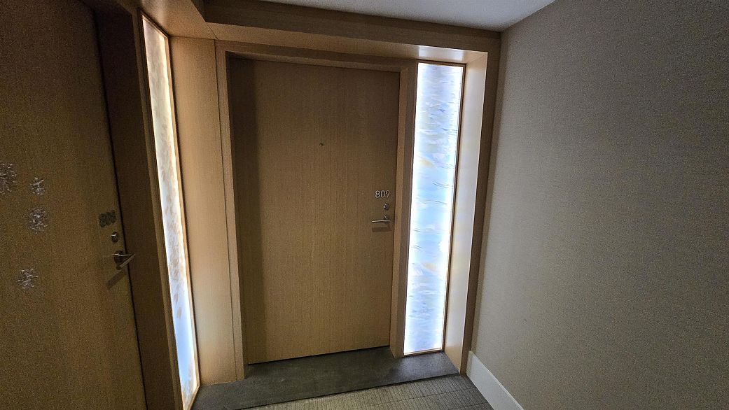 809 777 Richards Street