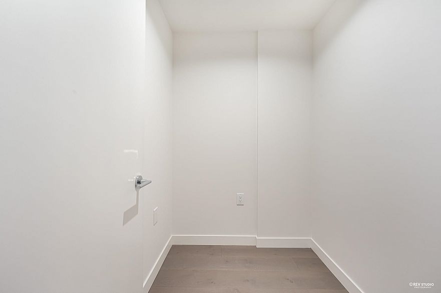 206 5289 Cambie Street