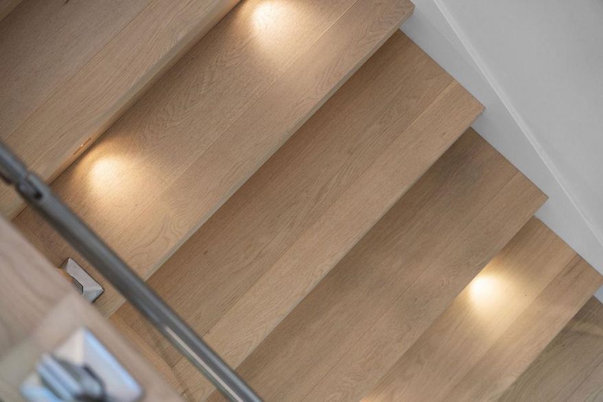 2 8508 East Boulevard