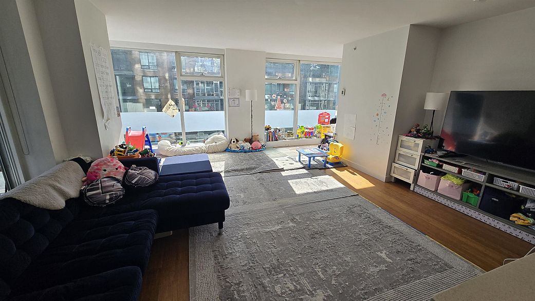 809 777 Richards Street