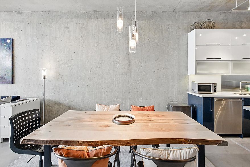 303 128 W 6th Avenue