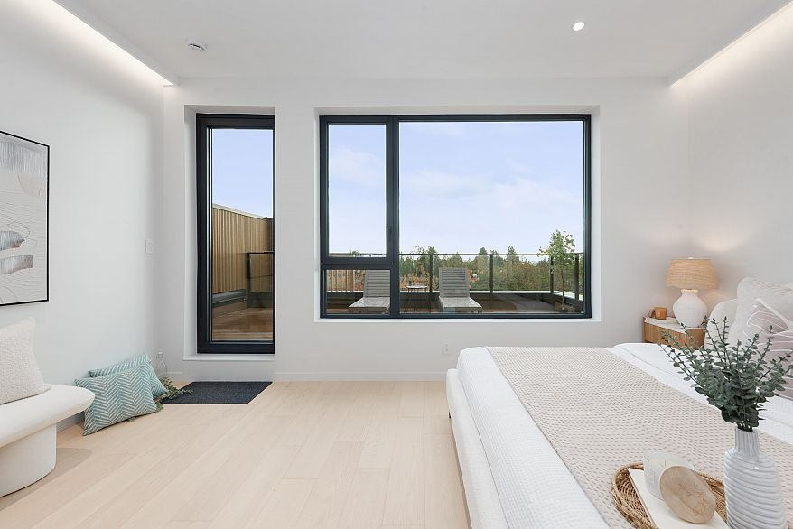 2 1595 W 66th Avenue