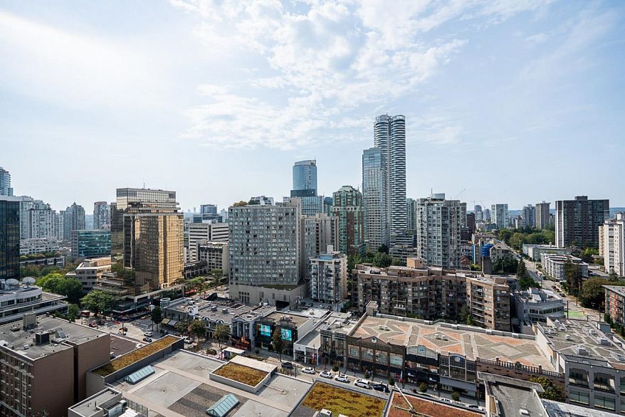 PH1 1060 Alberni Street