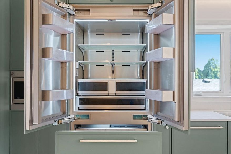 2 8508 East Boulevard