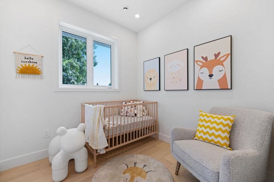 2 8508 East Boulevard