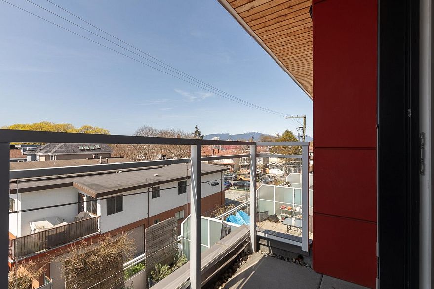 311 688 E 19th Avenue