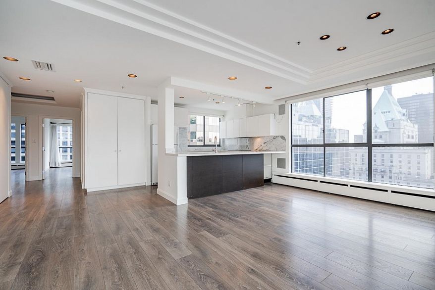 PH1 1060 Alberni Street