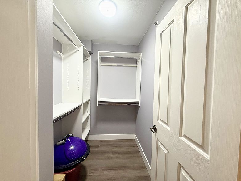 103 3189 Camosun Street