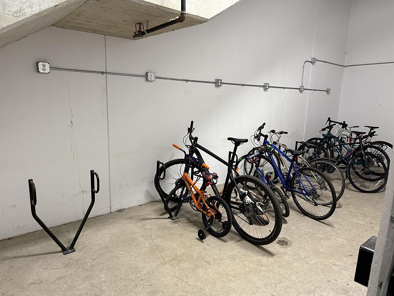 206 5289 Cambie Street