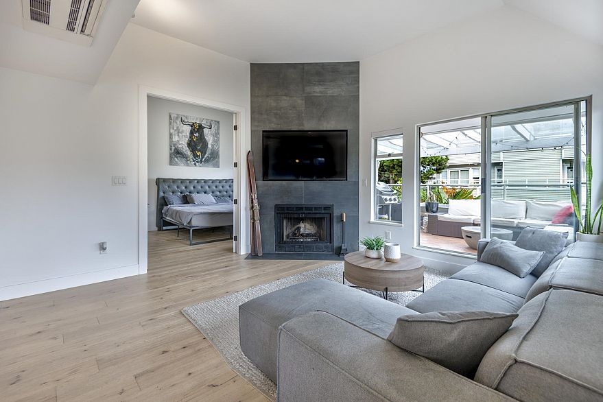 304 1665 Arbutus Street