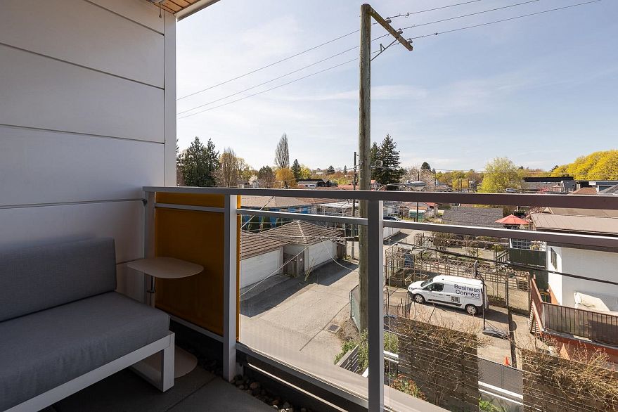 311 688 E 19th Avenue