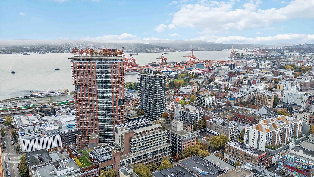 2803 108 W Cordova Street