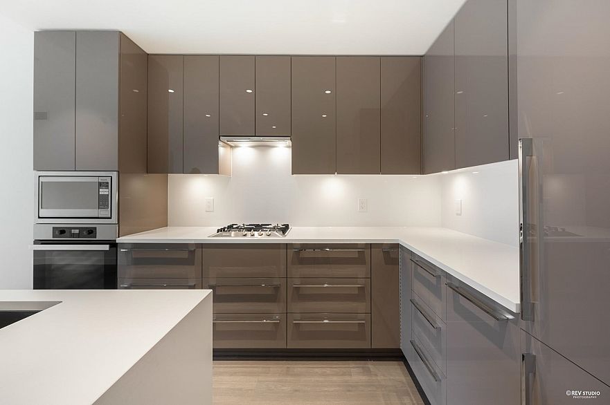 206 5289 Cambie Street