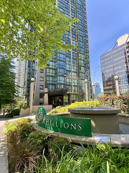 905 1367 Alberni Street