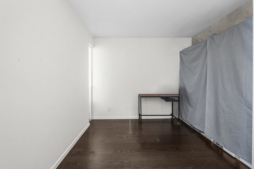 2204 999 Seymour Street