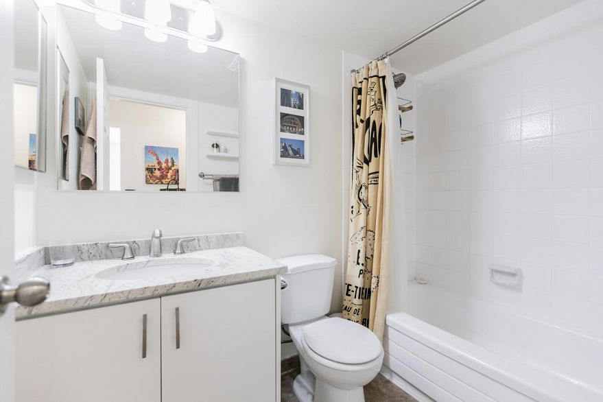 401 1819 PENDRELL STREET, Vancouver BC V6G 1T3