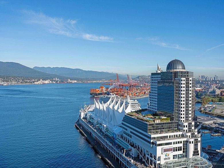 2701 1011 W Cordova Street