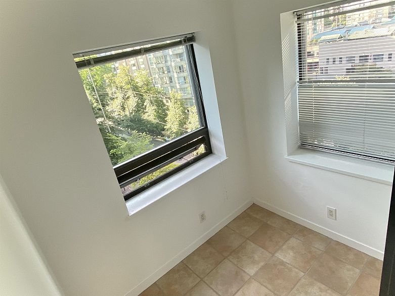 905 1367 Alberni Street