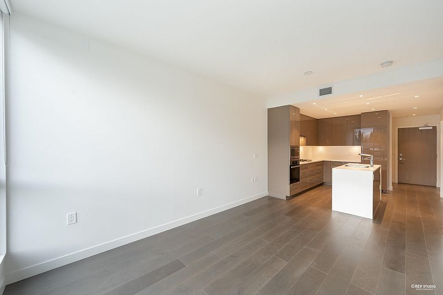 206 5289 Cambie Street