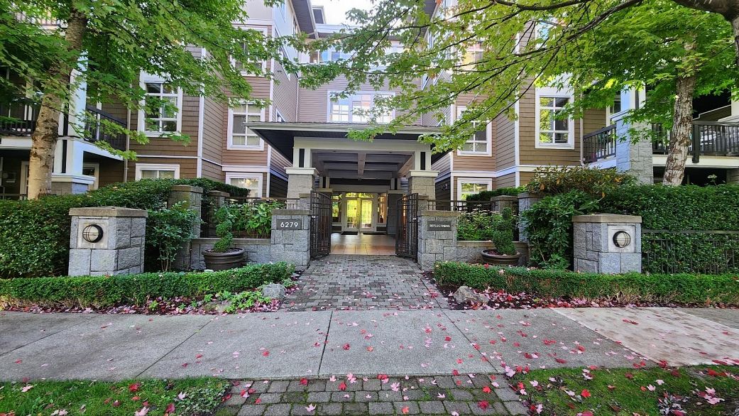 114 6279 Eagles Drive