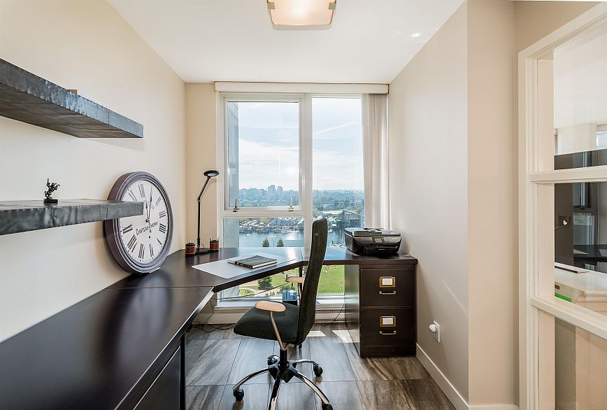 1438 RICHARDS STREET, Vancouver BC V6Z 3B8