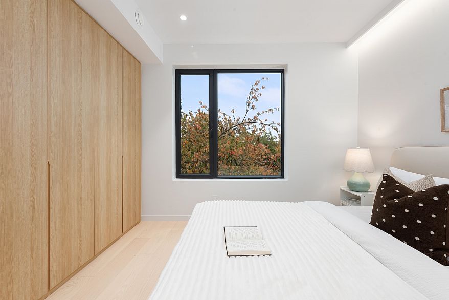 2 1595 W 66th Avenue