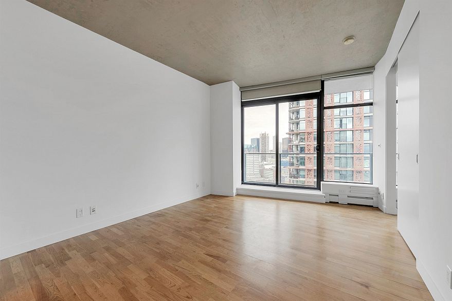 PH7 108 W Cordova Street