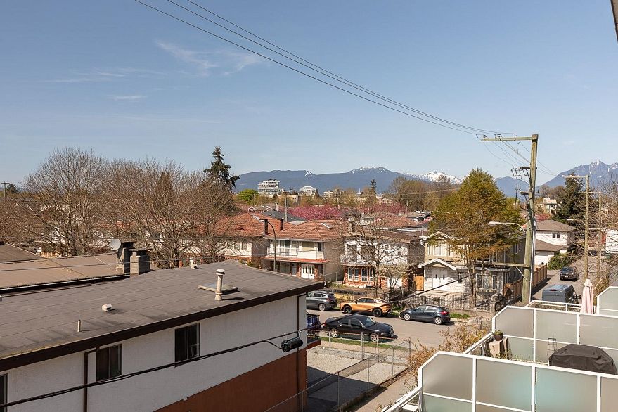 311 688 E 19th Avenue