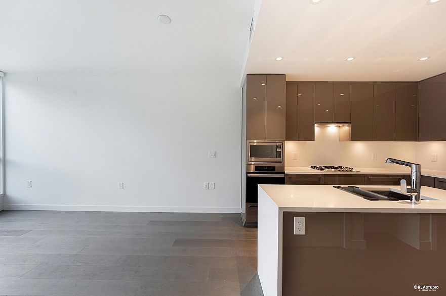 206 5289 Cambie Street