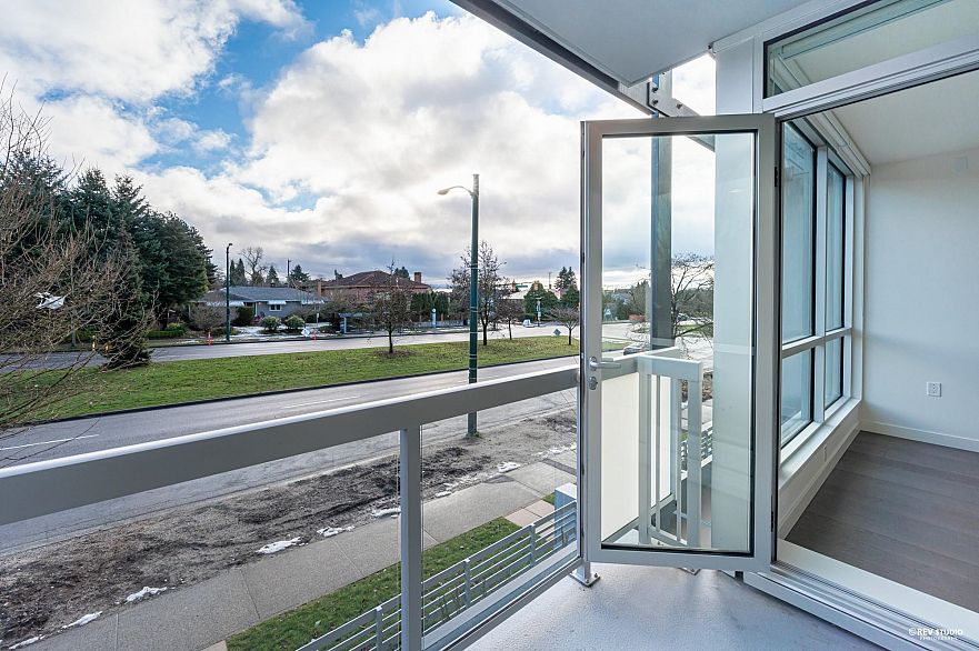 206 5289 Cambie Street