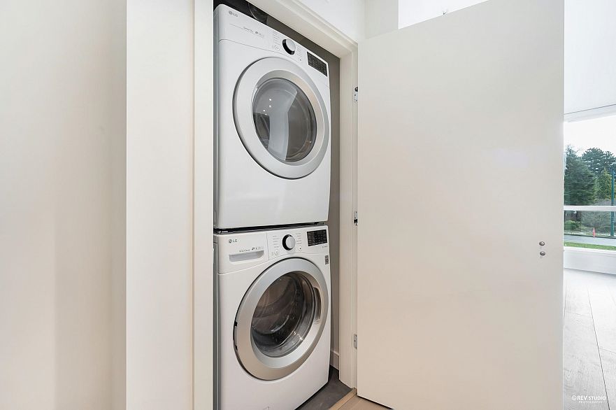 206 5289 Cambie Street